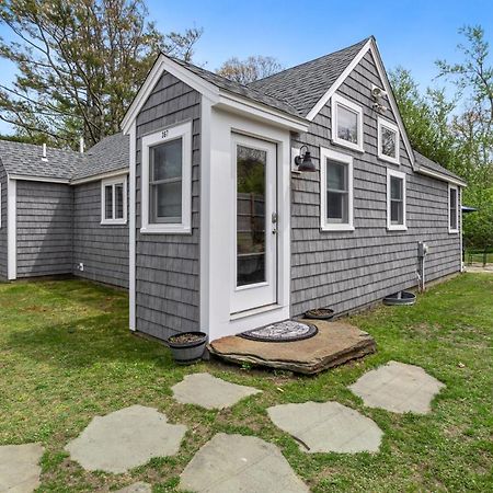 Cozy Cape Cod House By Rock Properties West Dennis Exterior photo